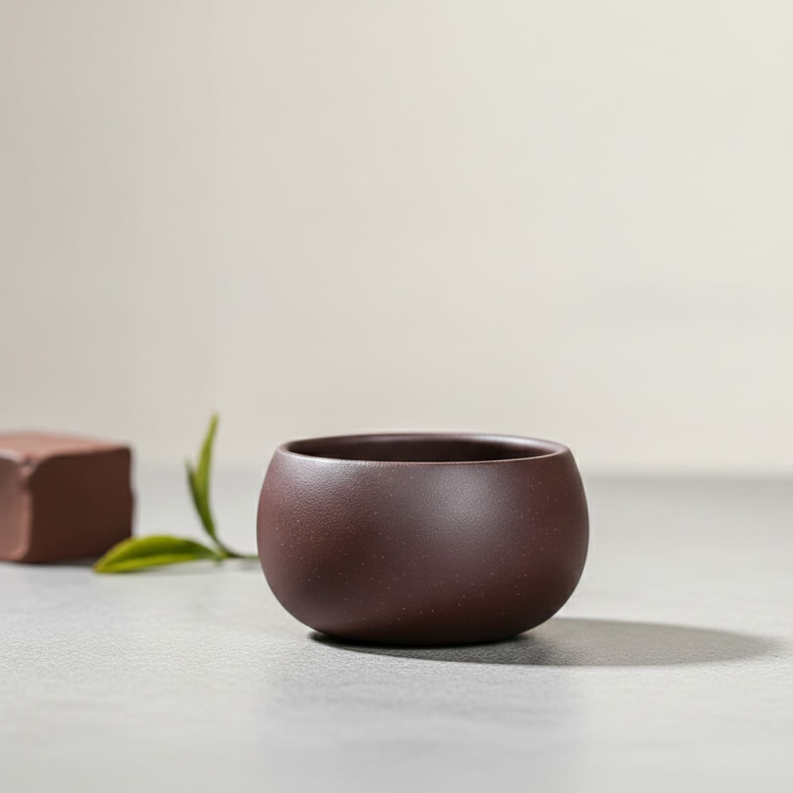 Théière Lot de 2 tasses à thé Yixing en argile violette, faites à la main, 65ml