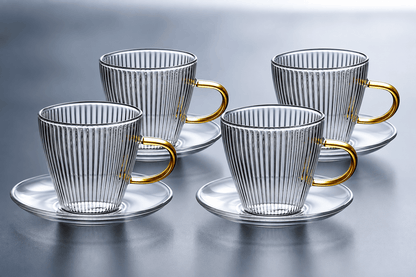 Lot de 4 tasses en verre cannelé doré