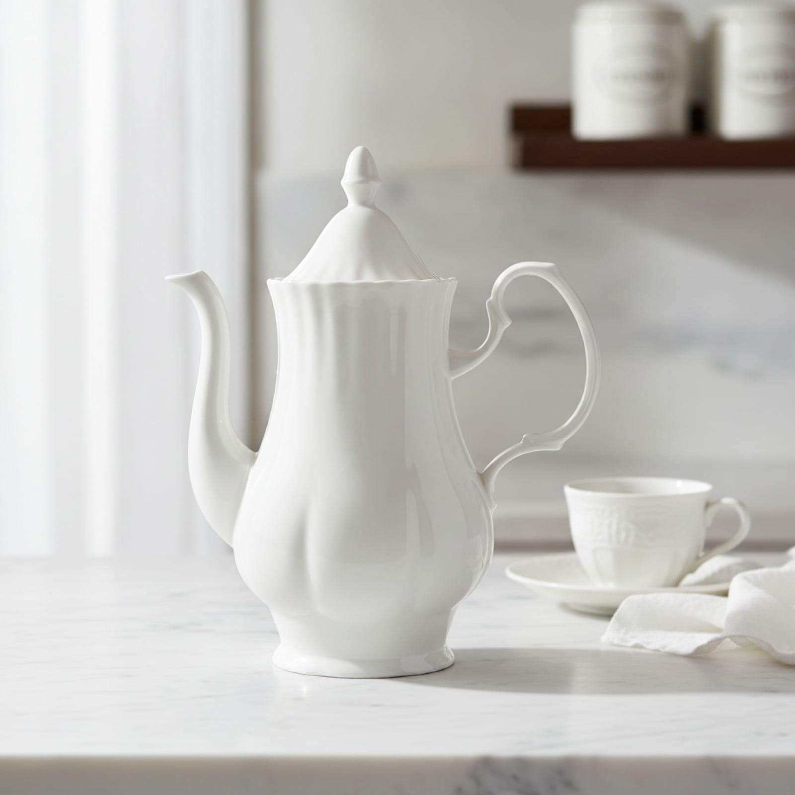 Théière Théière Anglaise Blanche en Porcelaine - Thé Classique et Raffiné