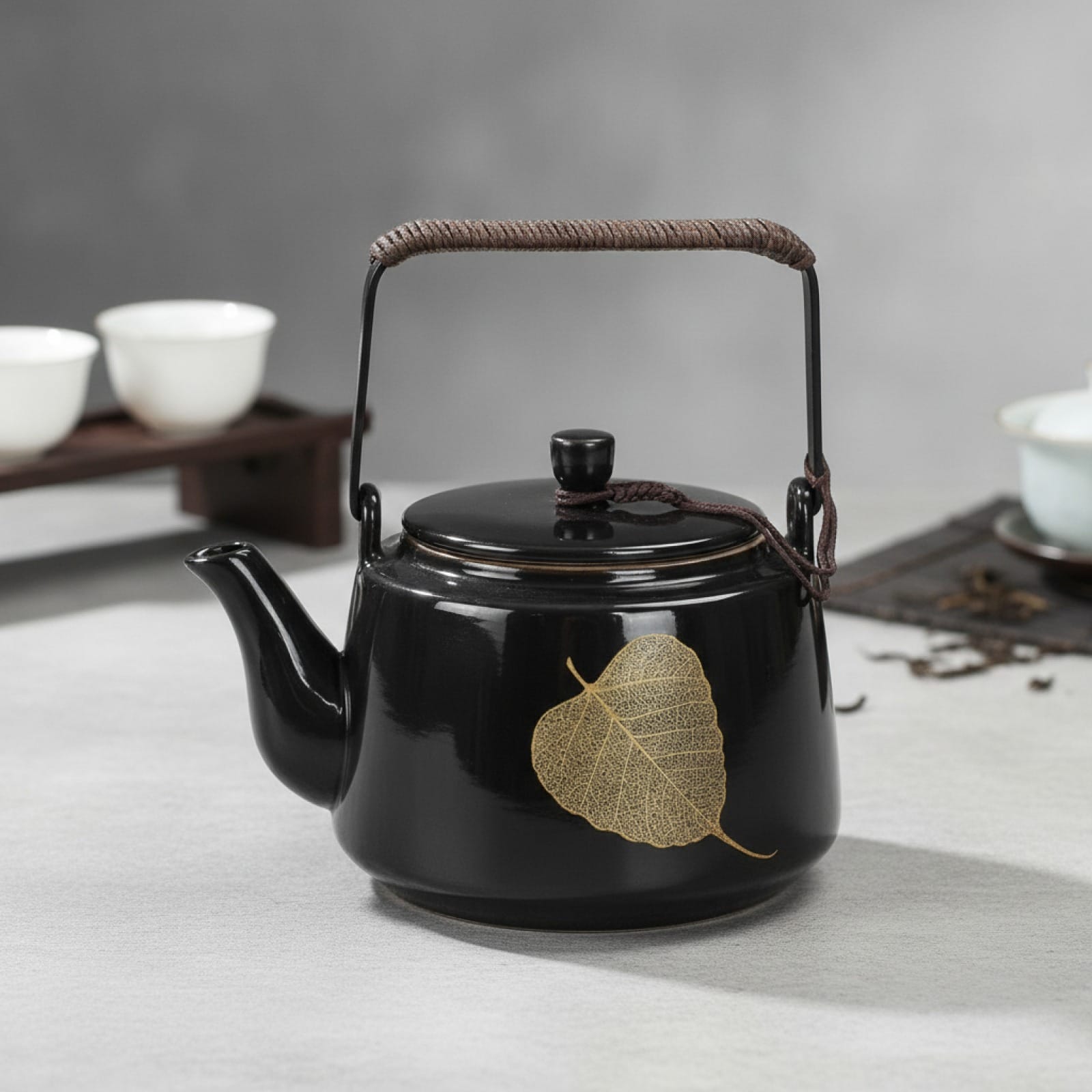Théière Théière Chinoise en Céramique - Design Feuille Dorée Élégante