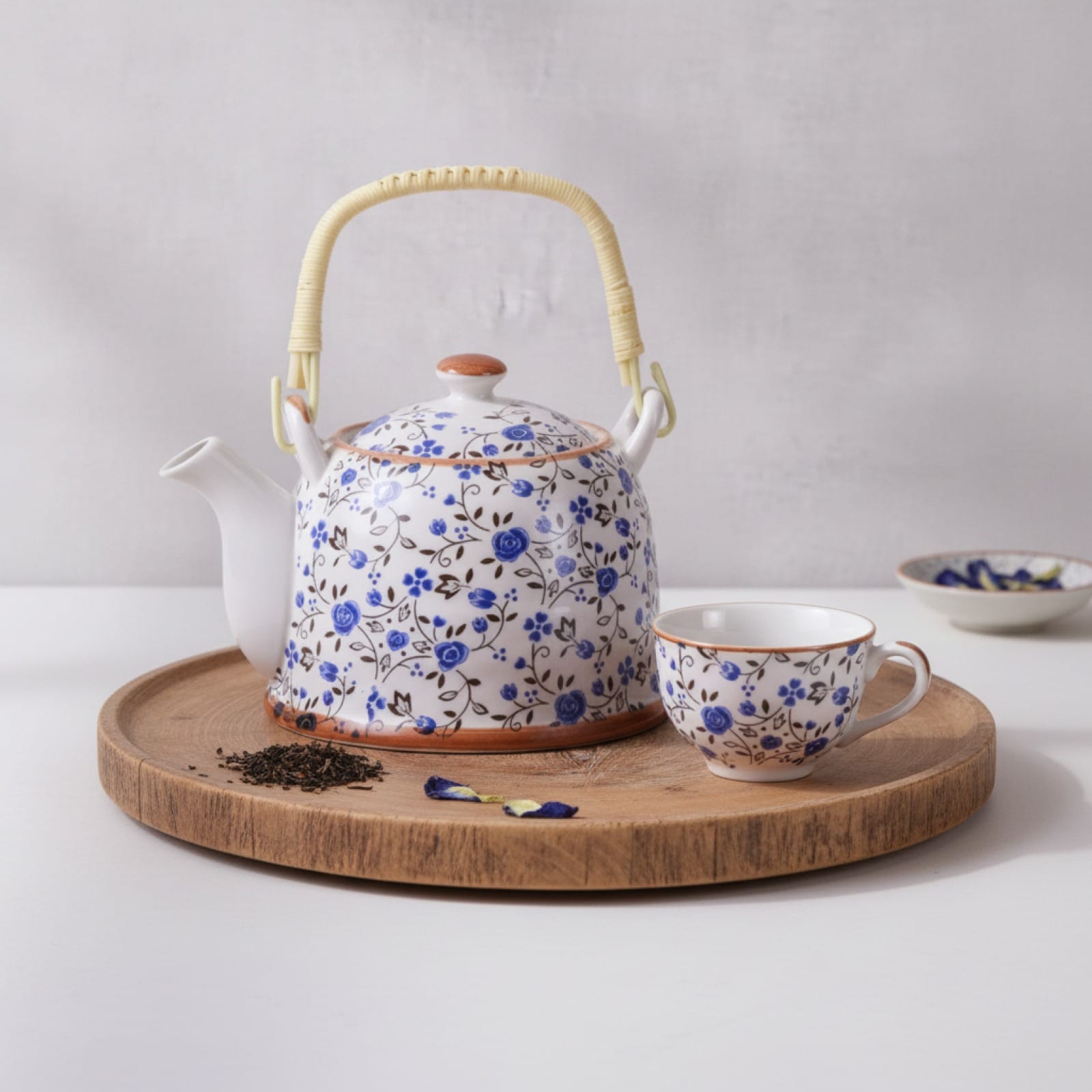 Théière Théière Chinoise en Porcelaine Bleue Florale - Élégance et Tradition