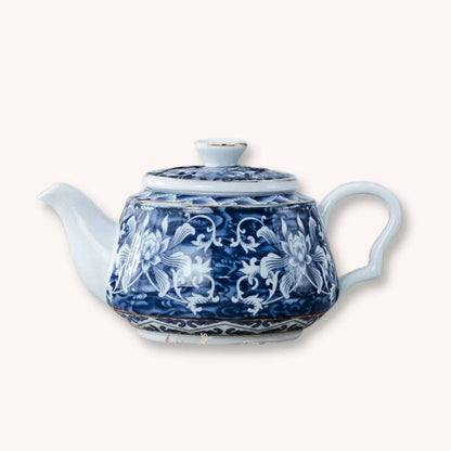 Théière Théière en Porcelaine Bleue et Blanche Brise d'Asie - Design Oriental Élégant
