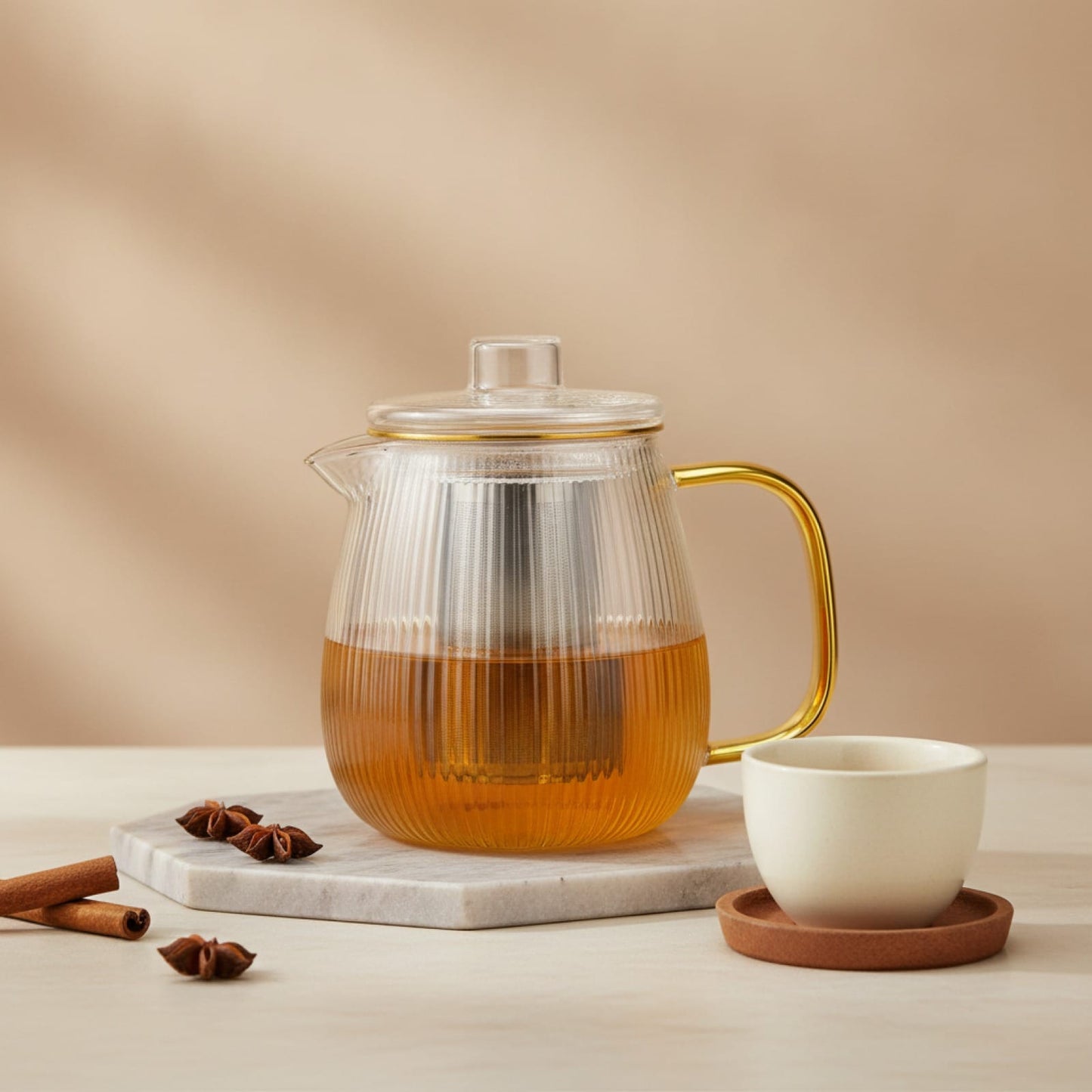 Théière Théière en verre ambrée – Design chaleureux 